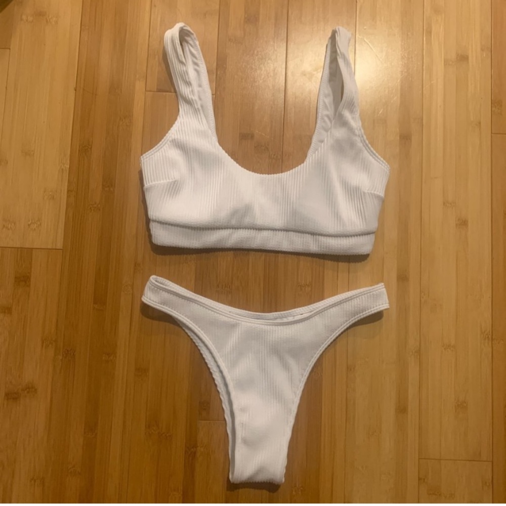 Hollister Bikini